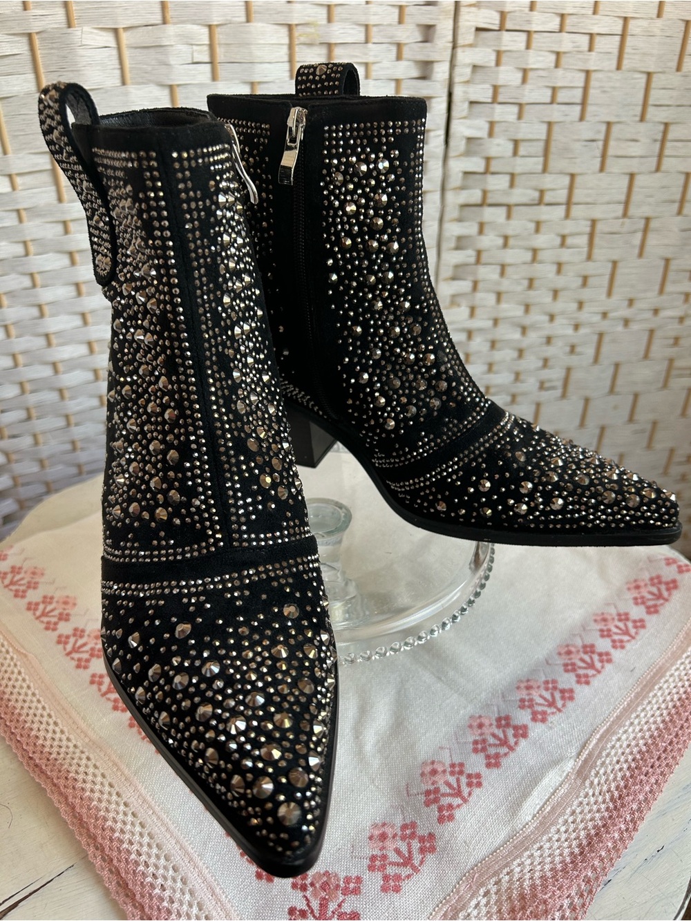 ISNOM Blingy Black Cowgirl Ankle Boots Shoes Cowboy Side Zipper Rhinestone Sz 9